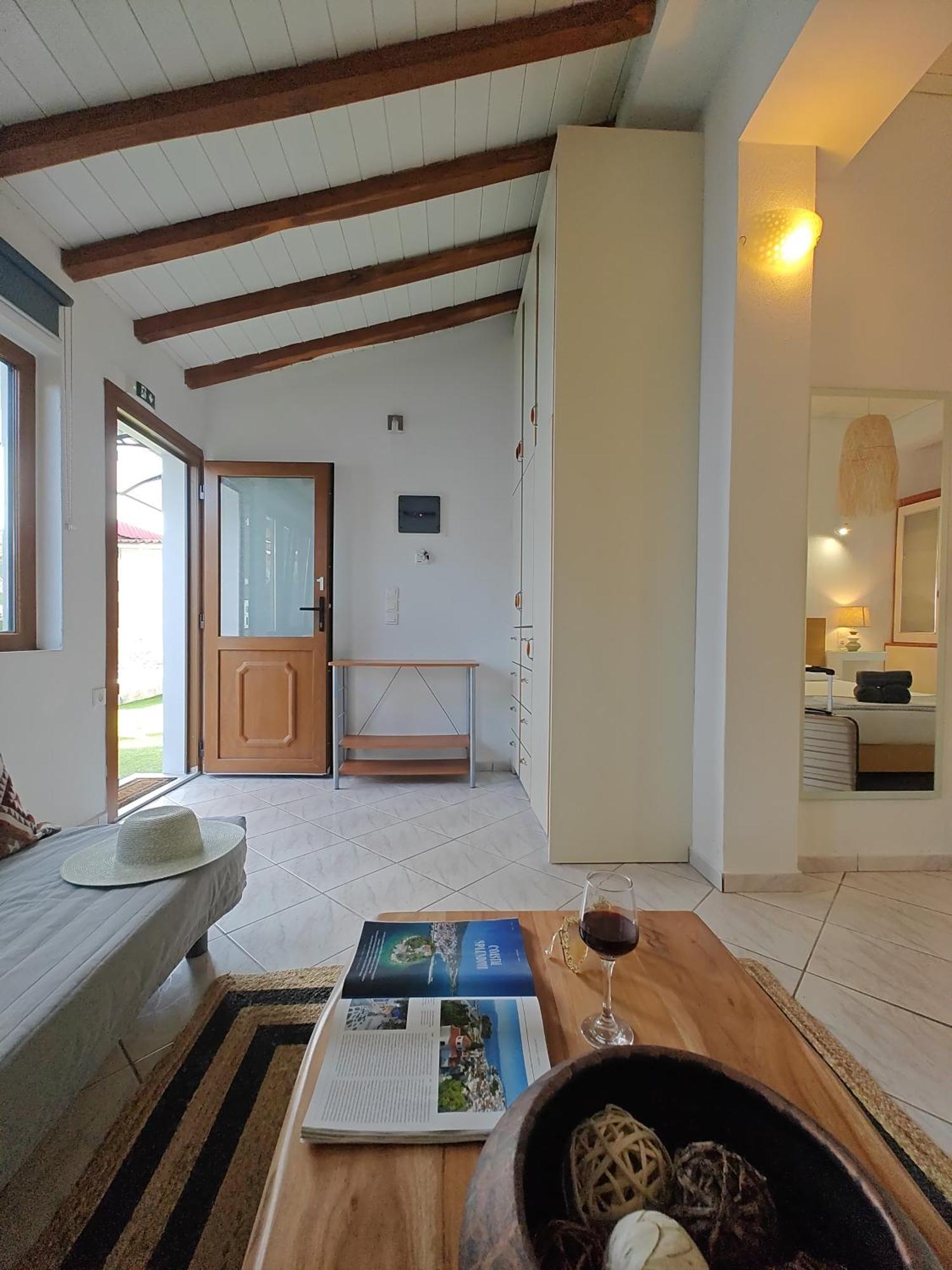 Del Sol Suites Skiáthos Eksteriør bilde