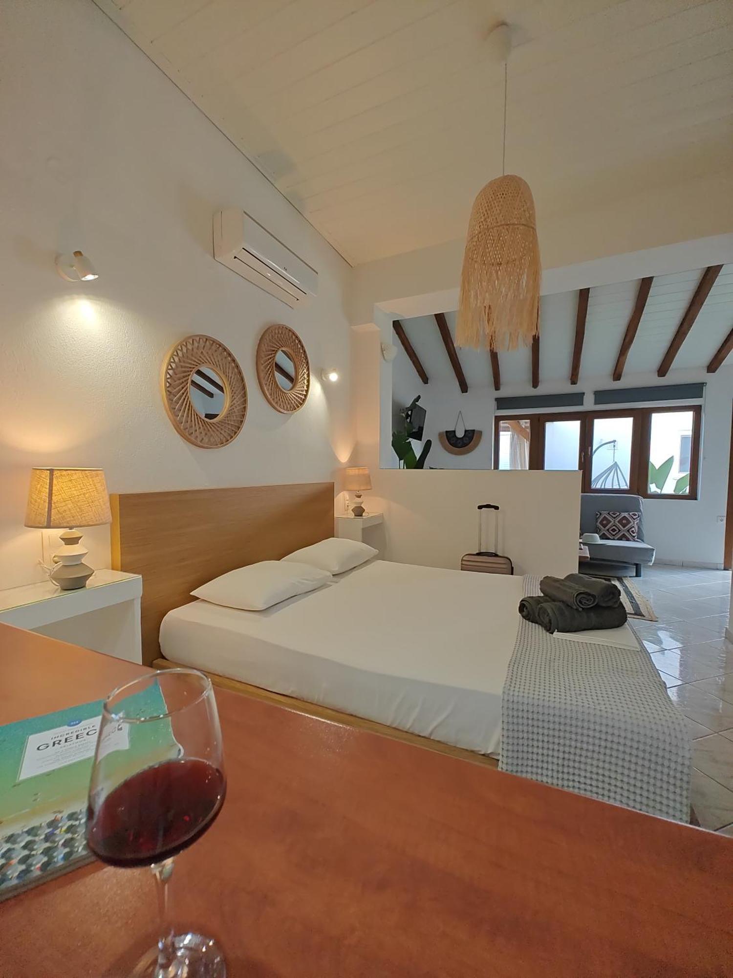 Del Sol Suites Skiáthos Eksteriør bilde